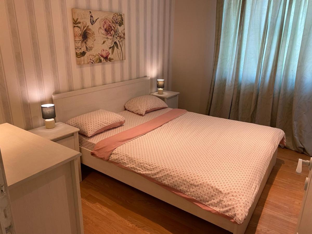 Igi White Flat With Free Private Parking Apartment Cluj Napoca Bagian luar foto